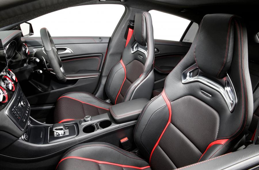  Mercedes-AMG CLA45 Shooting Brake 2015 года  (AU) (фото 18 из 28)
